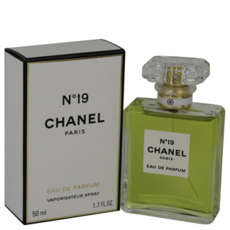CHANEL 19 by Chanel